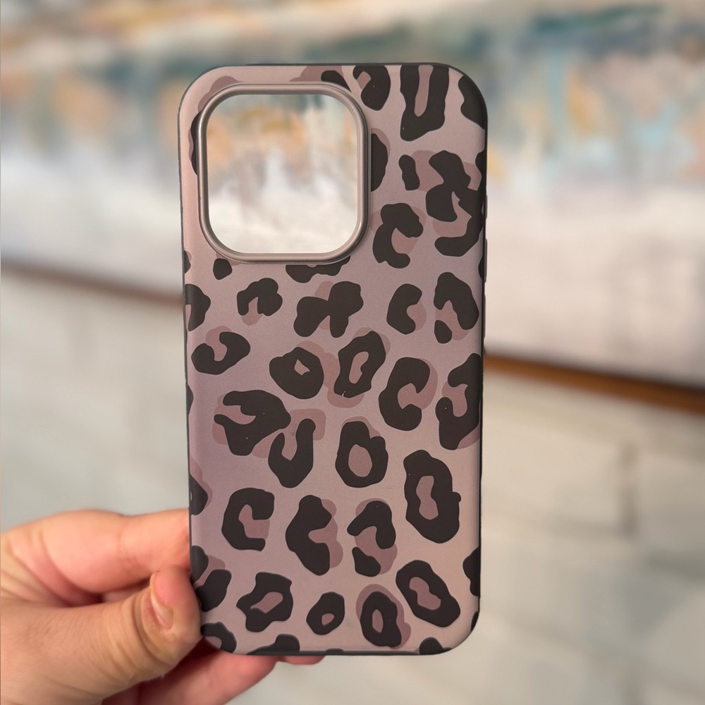 OtterBox Leopard Print I Phone 15 Pro Case -